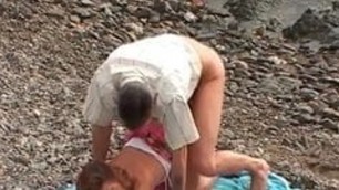 Sodo entre les rochers pour ce couple amateur libertin