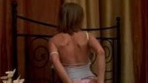 Sexy Amateur Paula Miller Masturbates With Dildo